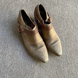 Santa Barbara leather Women’s Brown Leather Harness Booties Western Moto Size 9